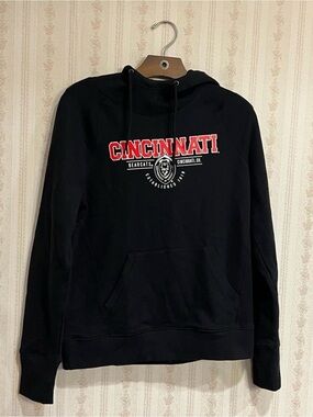 Cincinnati Black Hoodie Sweatshirt - University Logo